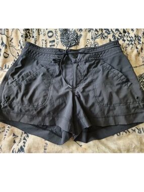Athleta Size 4 Black Athletic Shorts